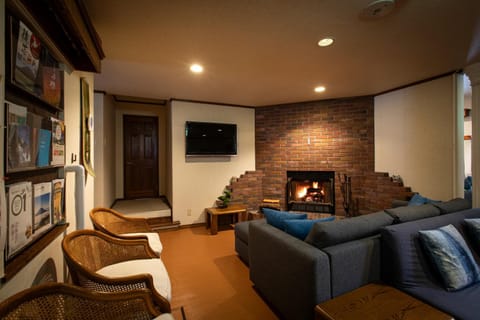 Communal lounge/ TV room, fireplace