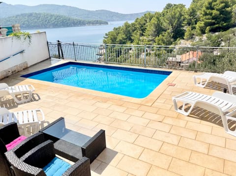 Holiday Home Island View - Tudorovica House in Dubrovnik-Neretva County