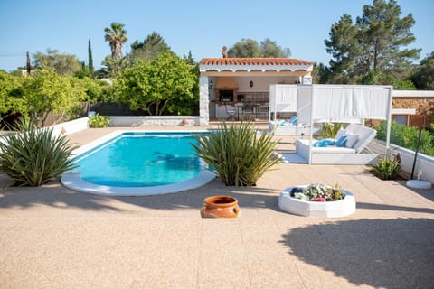 Villa Can Americano, piscina, Wi-Fi Villa in Ibiza