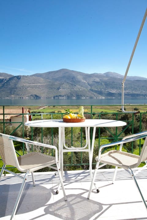 Balcony/Terrace, Mountain view, Sea view