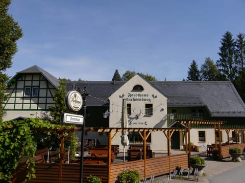 Forsthaus Luchsenburg Übernachtung mit Frühstück in Saxony