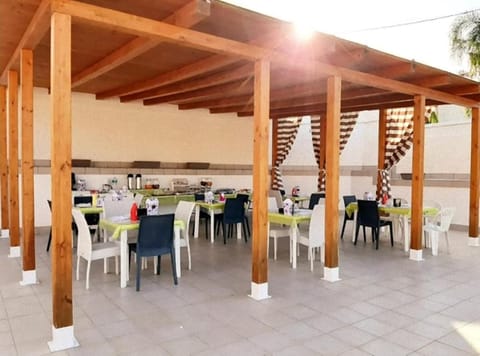 Restaurant/places to eat, View (from property/room), Banquet/Function facilities