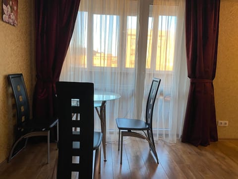 New apartments with panoramic views on Avenue Nauky Wohnung in Kharkiv