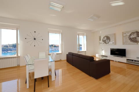 Eden Penthouse Apartments Condo in Zadar