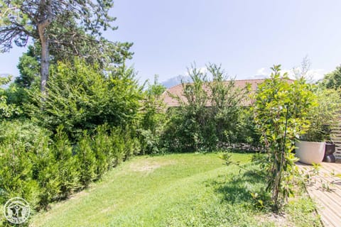 L'appartement JARDIN avec vue montagnes Copropriété in Sévrier