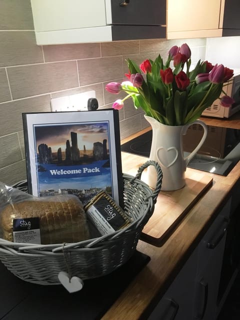 Kennedy Terrace; Modern 2 bedroom house, central House in Scotland