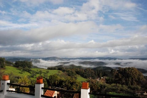 Arriba y abajo House in Sierra de Huelva