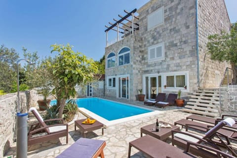 Villa Imperial View Chalet in Dubrovnik-Neretva County