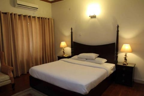 Paramount Guest House Bed and Breakfast in Islamabad