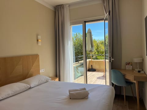 Adonis Sanary Grand Hôtel des Bains Hotel in Sanary-sur-Mer