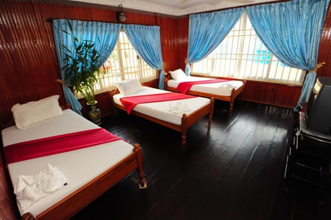 Okay Guesthouse Phnom Penh Bed and Breakfast in Phnom Penh Province