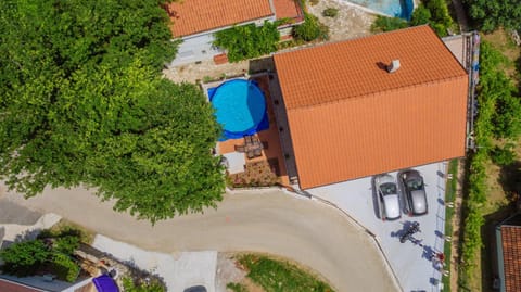 Property building, Neighbourhood, Bird's eye view