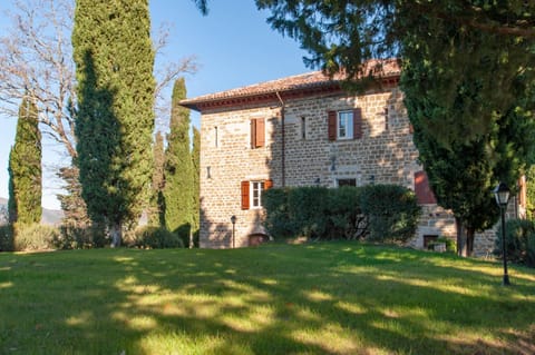 Antica Residenza Montereano Soggiorno in fattoria in Umbria