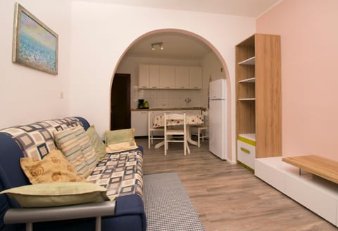 One bedroom apartment near the Kamenjak park in Prematura Condo in Premantura