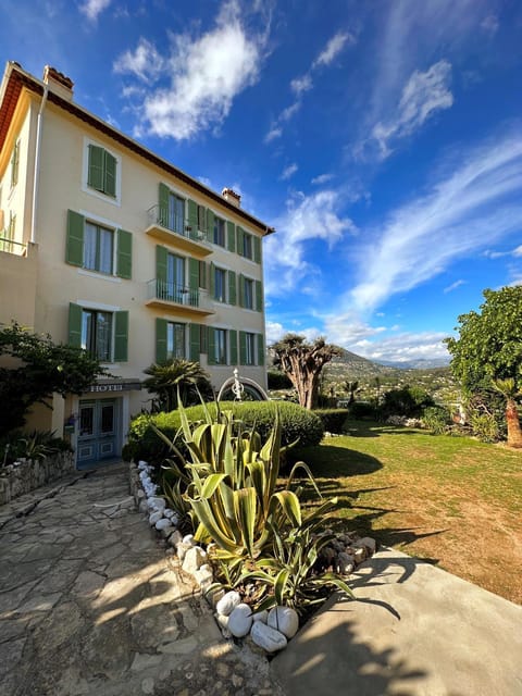 Property building, Garden, Garden view