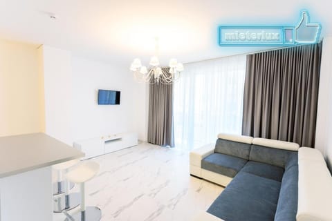 Mieterlux White Apartment in Vilnius