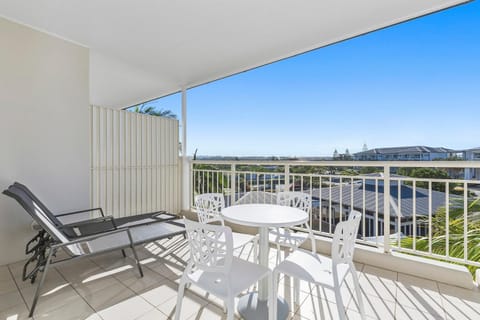 Resort Rooms at Gunnamatta Ave Apartment in Kingscliff