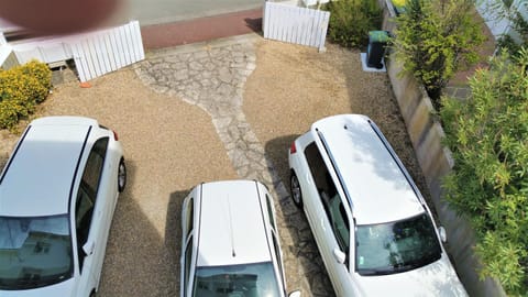 View (from property/room), Garden view, Street view