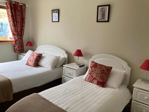 Steeple View B&B Guesthouse Donegal - Newly renovated in 2023 Bed and Breakfast in County Donegal