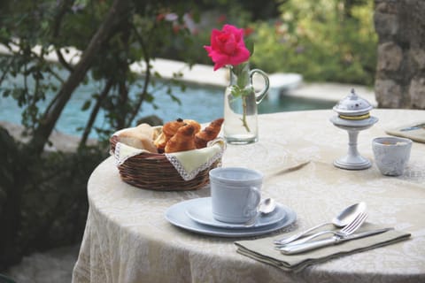 Les Rosées Übernachtung mit Frühstück in Mouans-Sartoux