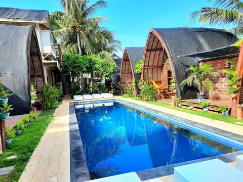 Pool view, Swimming pool