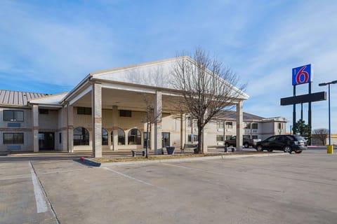 Property building, On site