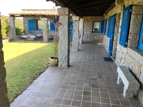 La Loggia Ferienhaus mit Privat Pool Maison in Santa Teresa Gallura