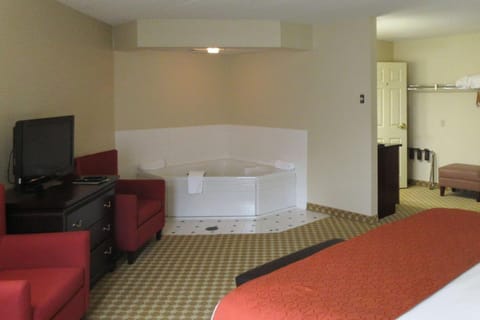 Quality Inn & Suites Hotel in Alexandria