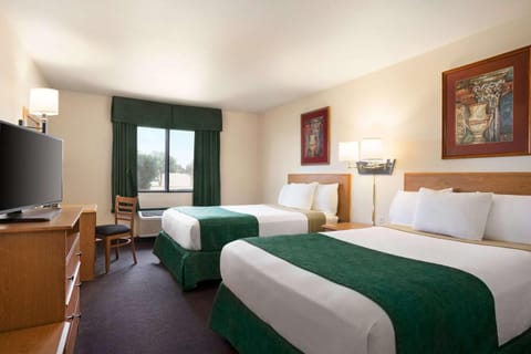 Travelodge by Wyndham Pecos Hotel in Pecos