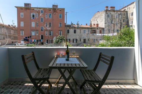 Garden, Coffee/tea facilities, Balcony/Terrace, Seating area, Dining area