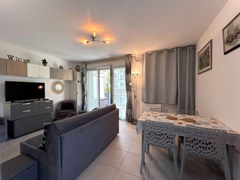Appartement 3 pièces avec jardin et terrasse à La Baule - FR-1-245-102 Apartment in La Baule-Escoublac