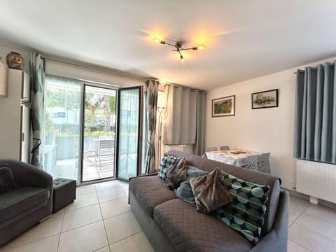 Appartement 3 pièces avec jardin et terrasse à La Baule - FR-1-245-102 Apartment in La Baule-Escoublac