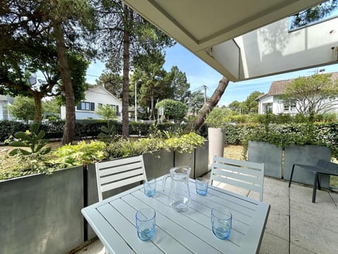Appartement 3 pièces avec jardin et terrasse à La Baule - FR-1-245-102 Apartment in La Baule-Escoublac