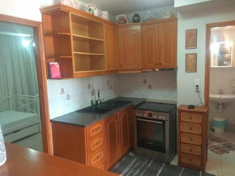 Econa Residence Apartment hotel in Poros