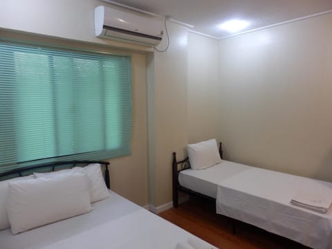 Casa Saudade Condotels and Transient Rooms Apartment hotel in Subic