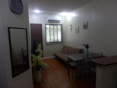 Casa Saudade Condotels and Transient Rooms Apartment hotel in Subic