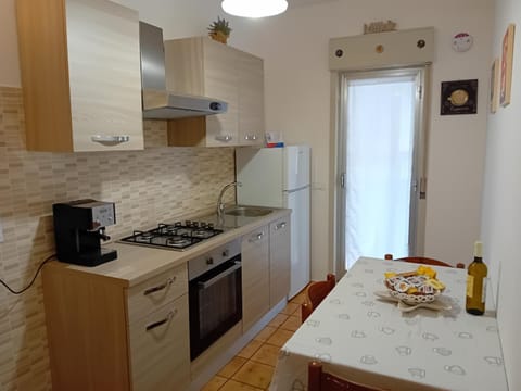 Kitchen or kitchenette, pet friendly