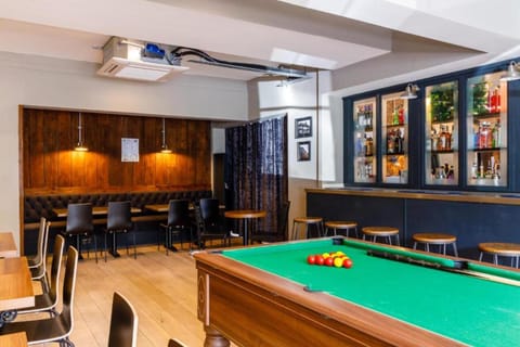 Communal lounge/ TV room, Billiard, Billiard