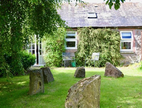 Property building, Patio, Garden