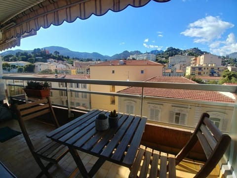 Patio, Day, Natural landscape, View (from property/room), Balcony/Terrace, Mountain view