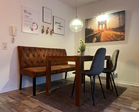 Living at Saarpartments -Adults Only- 2 Bedrooms, Netflix - Business & Holiday Apartments for Long- and Short term Stay, 3 min to Train Station and Europa Galerie Condo in Saarbrücken