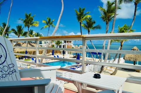 Balcony/Terrace, Pool view, Sea view