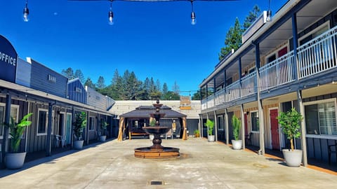 Inner courtyard view