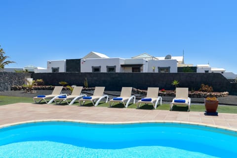 Hipoclub Villas, Faro Park 206 Villa in Isla de Lanzarote