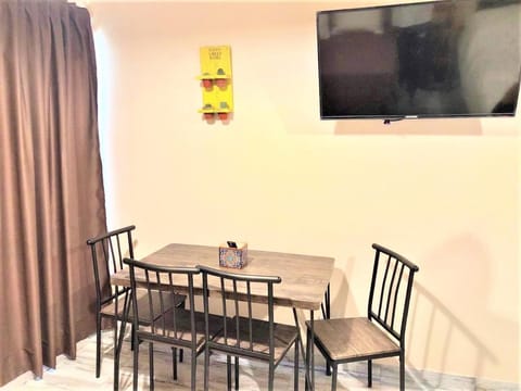 TV and multimedia, Dining area