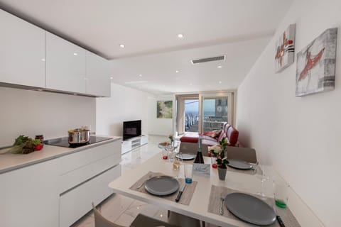 Red View Apartment - Happy Rentals Eigentumswohnung in Ascona