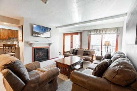 Breakaway West Ski Condo Apartment in Vail