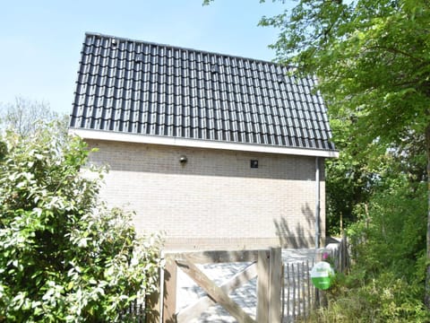 Holiday home Hazenborgh with infrared sauna Casa in Callantsoog