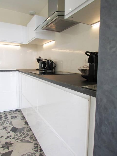 Coffee/tea facilities, Kitchen or kitchenette