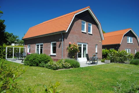 Property building, Garden, Garden view